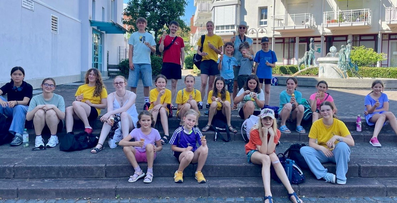 jugend kids eisessen 7 25 1